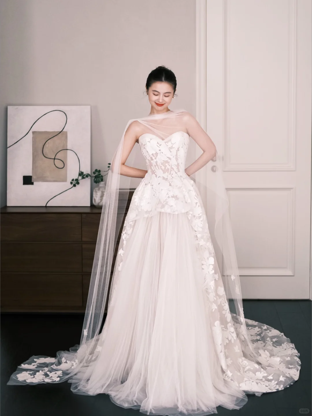 Sweetheart Lace Tulle Wedding Dress 3D Floral With Cape Bridal Gown  NV7216