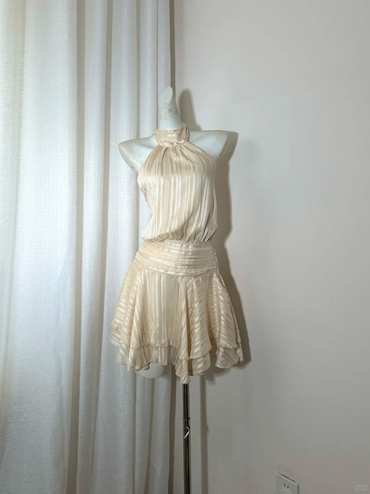 NiceVestidos-Trägerloses Homecoming-Kleid mit Chiffon-Rüschen Nv5614