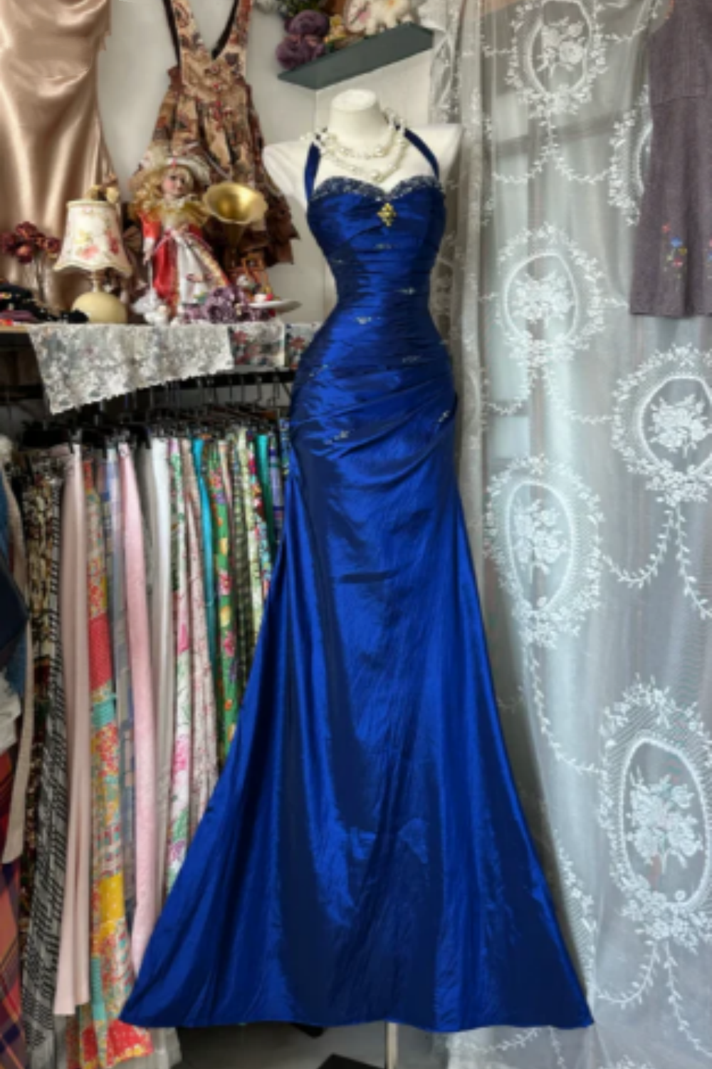 Elegantes langes Retro-Satinkleid NV6656