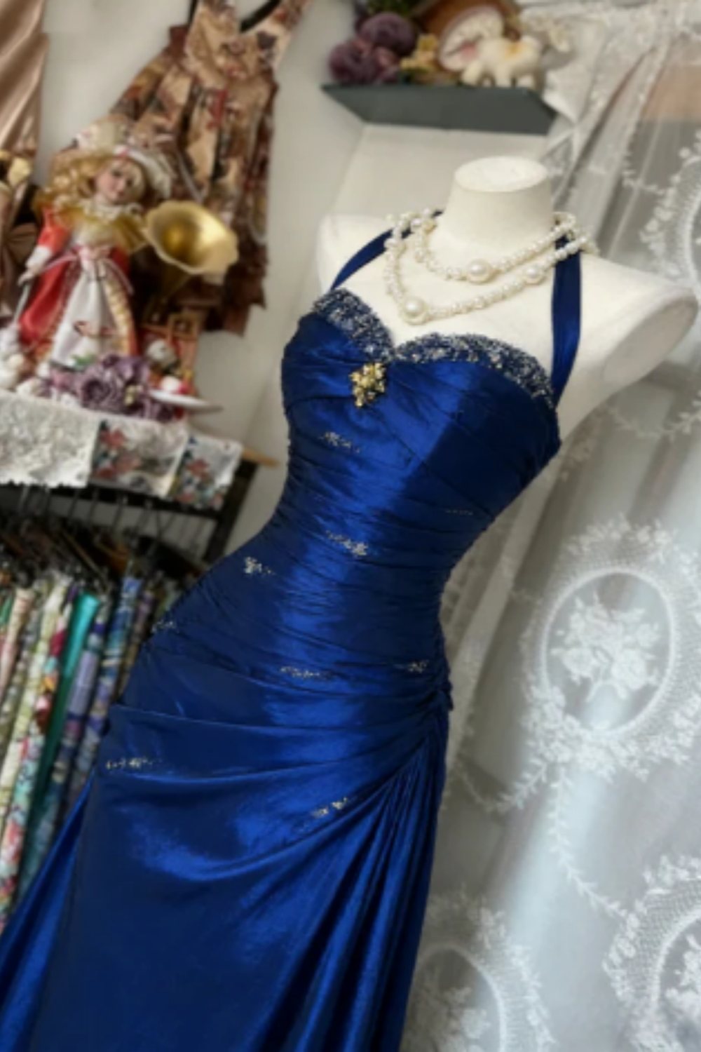 Elegantes langes Retro-Satinkleid NV6656