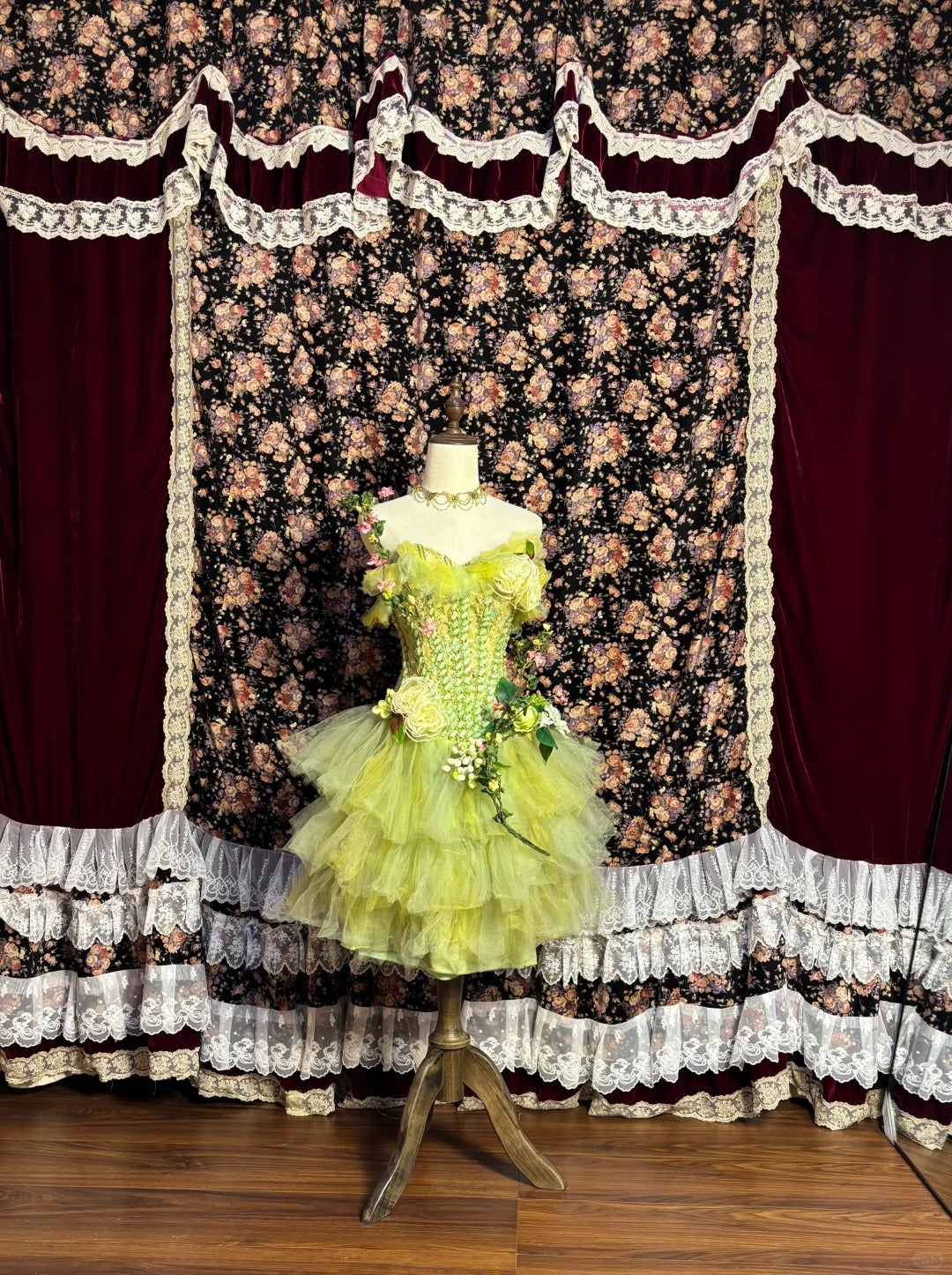 Robe de soirée courte en tulle, élégante et exquise, motif floral et perles, tenue de bal, de soirée, de soirée, nv4012