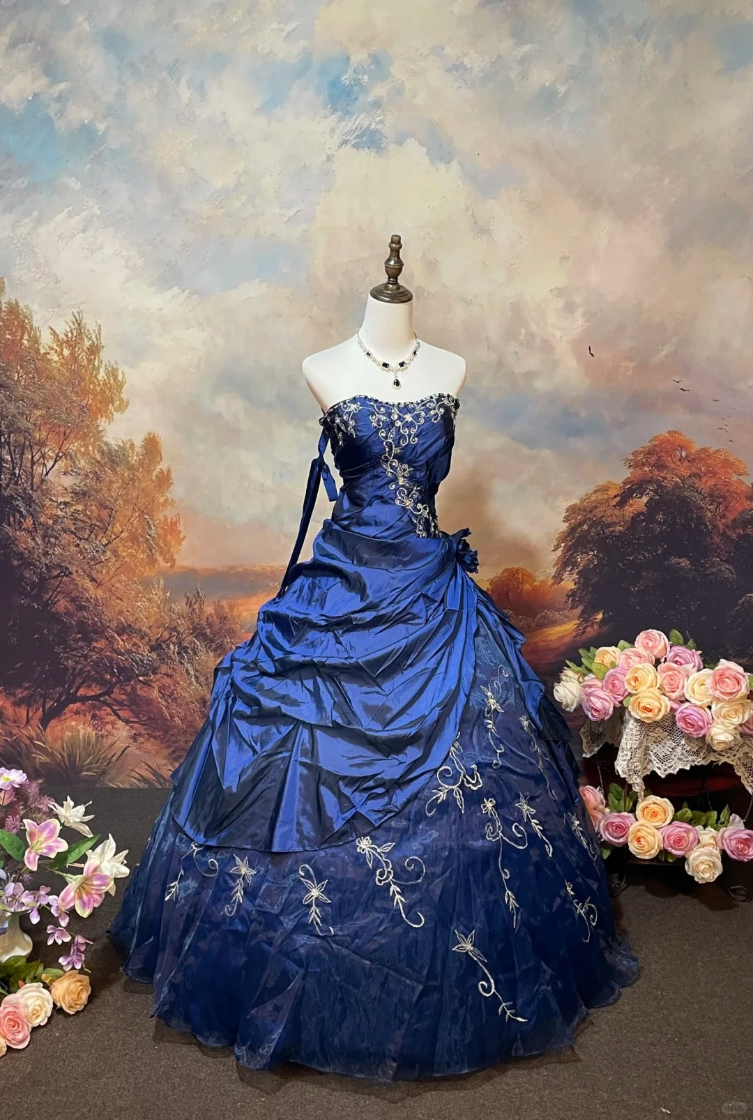 Navy blue exquisite beaded satin floor-length vintage long ball gown nv5151