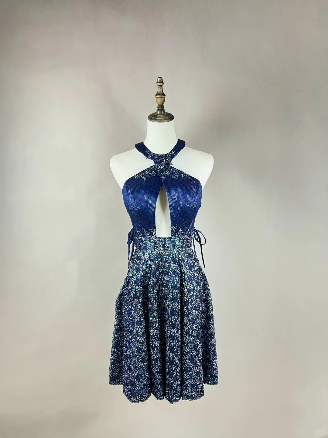 Robe de soirée courte en satin bleu à fleurs et perles, tenue d'anniversaire, nv4490