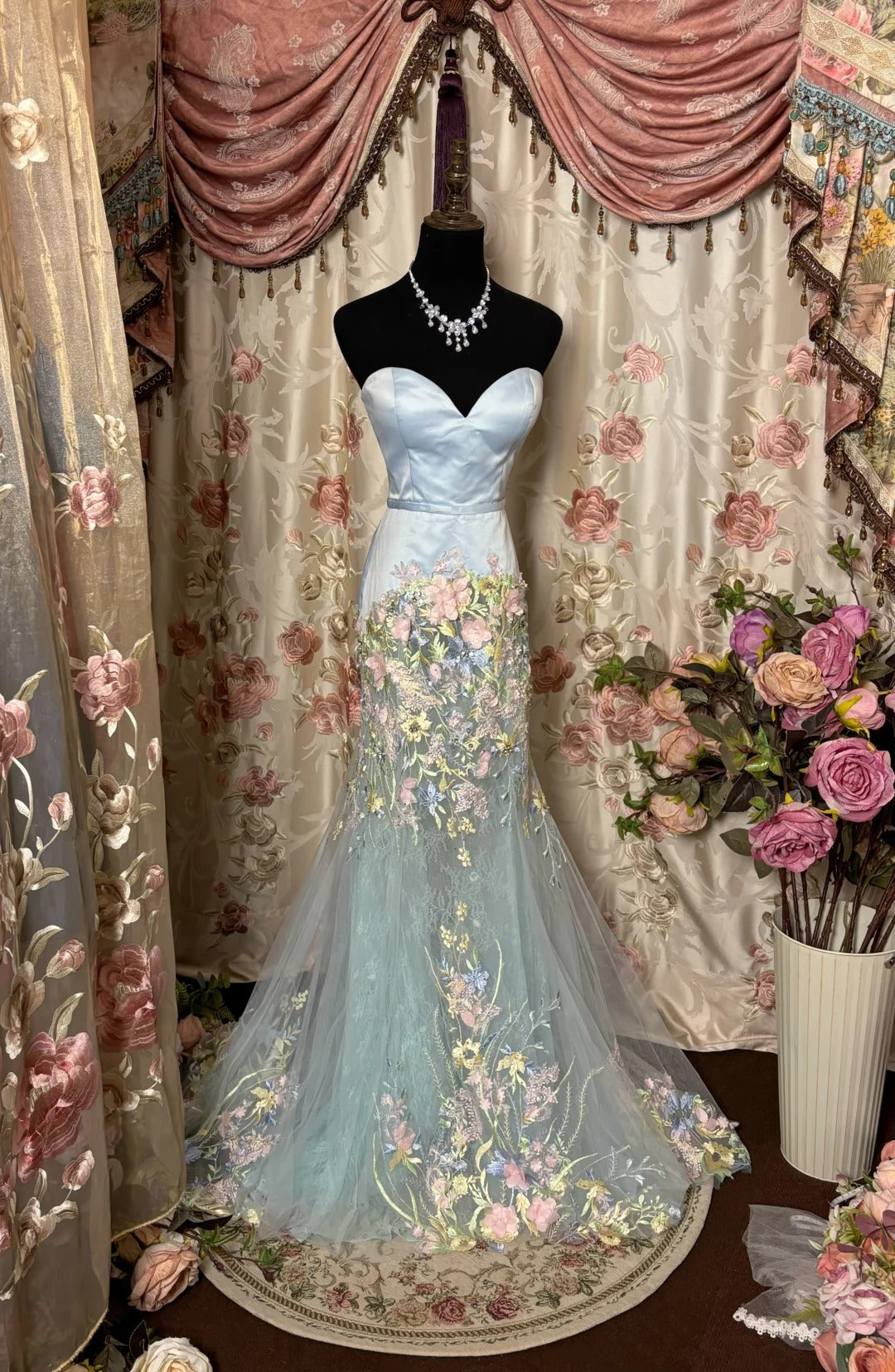 Blau Süßes Elegantes Zartes Blumen Perlen Langes Tüll Meerjungfrau Slim Fit Bodenlanges Schleppendes Ballkleid Abendkleid Partykleid nv4131
