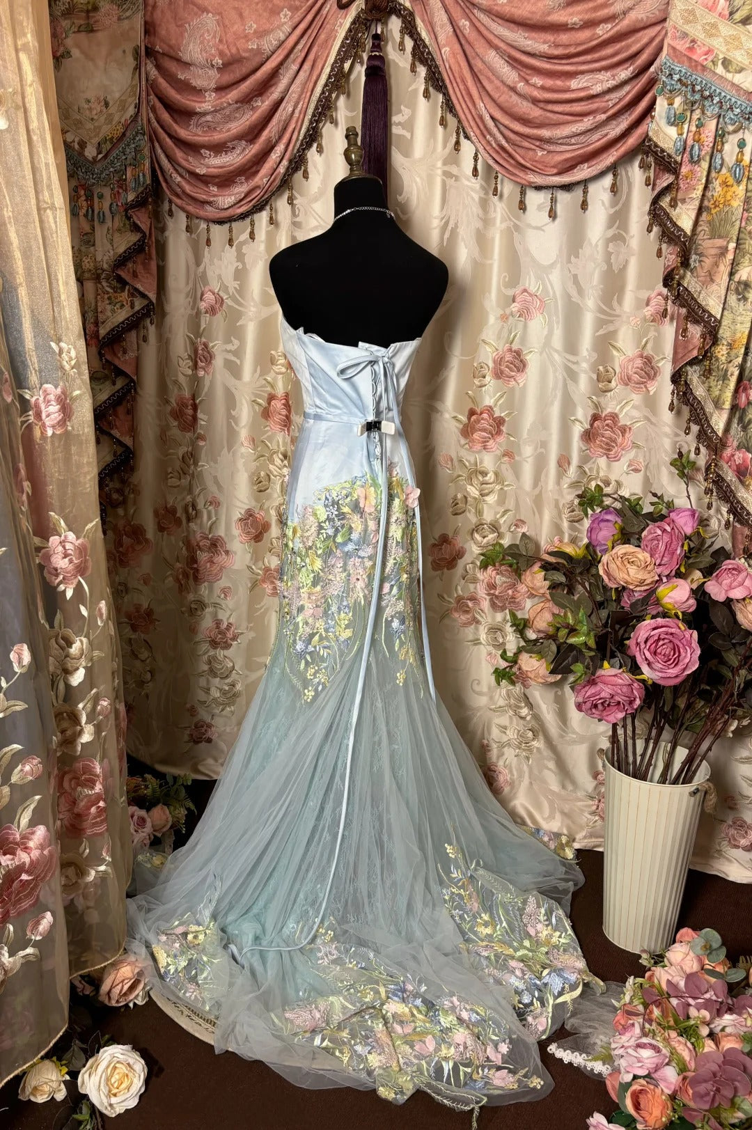 Blau Süßes Elegantes Zartes Blumen Perlen Langes Tüll Meerjungfrau Slim Fit Bodenlanges Schleppendes Ballkleid Abendkleid Partykleid nv4131