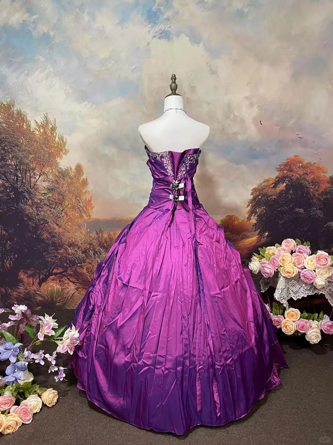 Lila, exquisites, perlenbesetztes Satin-Ballkleid im Vintage-Stil, bodenlang, NV5154