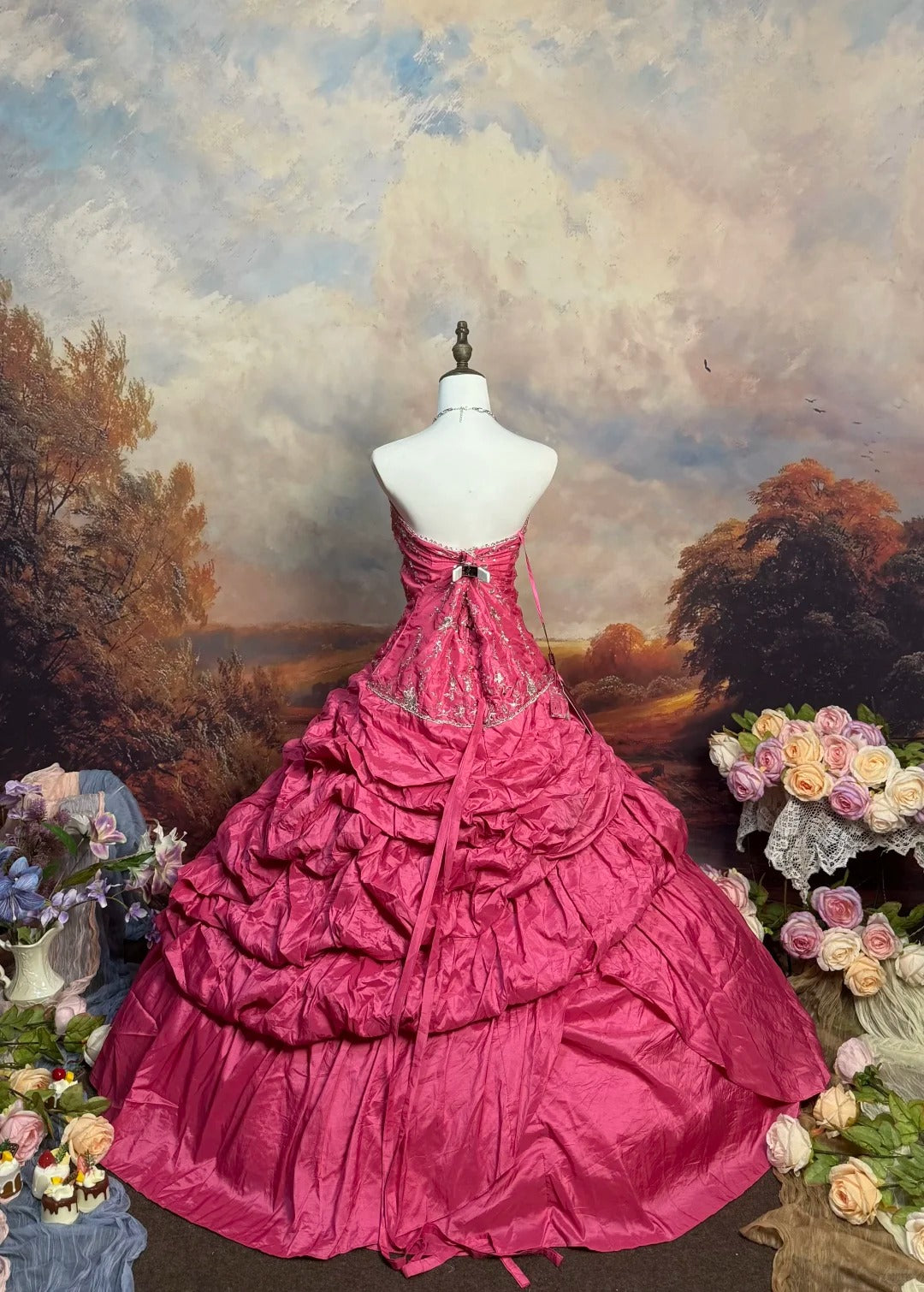 Robe de bal longue en satin rose vintage ornée de perles nv5146