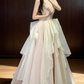 Glitzerndes, trägerloses Tüllkleid NV6750