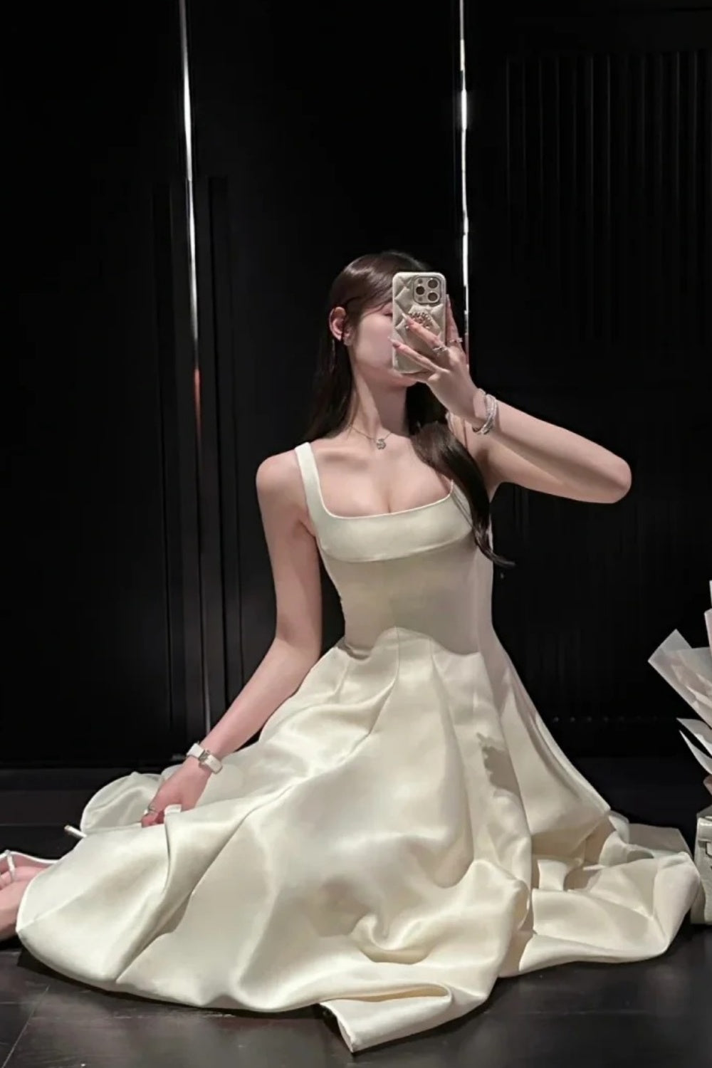 NiceVestidos - Robe de soirée mi-longue, robe d'anniversaire, robe blanche douce en satin NV5670