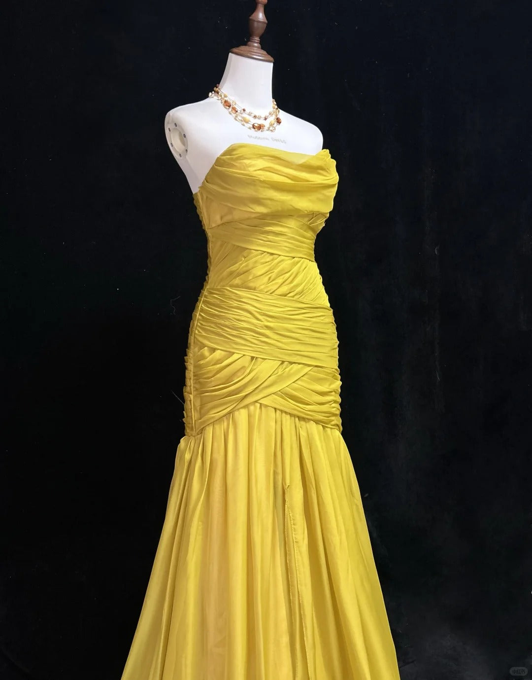 Gelbes elegantes langes Tüll-Ballkleid, Abendkleid nv4926