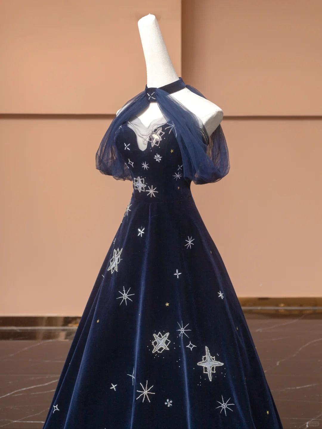 Robe de bal longue en velours bleu exquis, ornée d'étoiles et de perles, robe de soirée, robe de soirée, nv4732