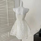 Robe de soirée courte en dentelle blanche et noire nv4383