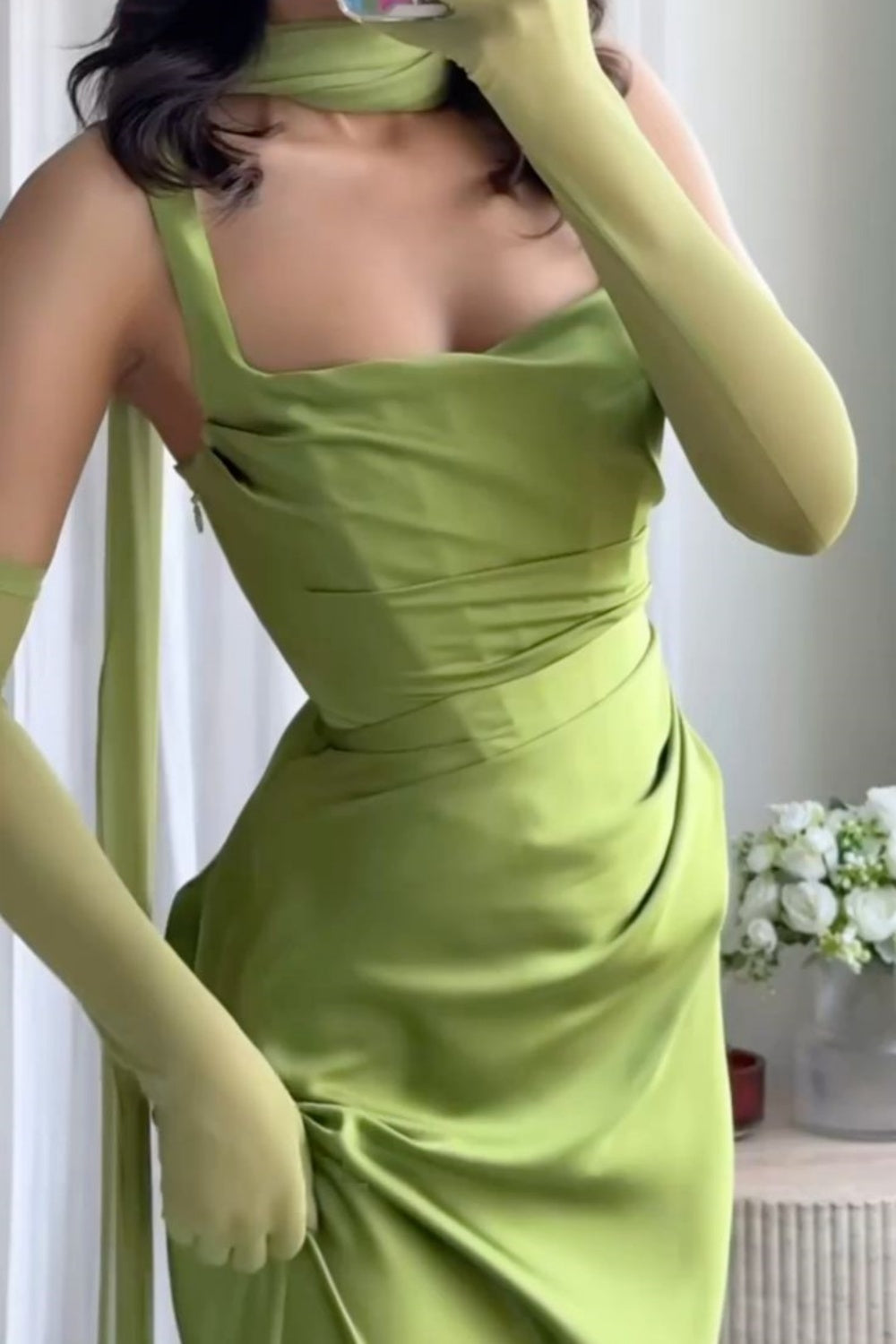 NiceVestidos - Robe de bal verte simple et élégante, nouée dans le dos, robe d'invitée de mariage tendance NV5847