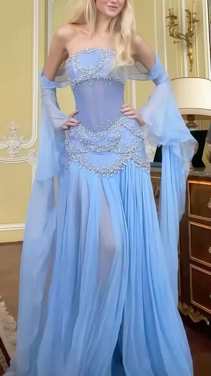 Fairy Luxury Court Style Hellblaues, perlenbesetztes, transparentes Abendkleid mit Schleppe – Hochzeits- und Ballkleid im Ozean-Stil NV6382