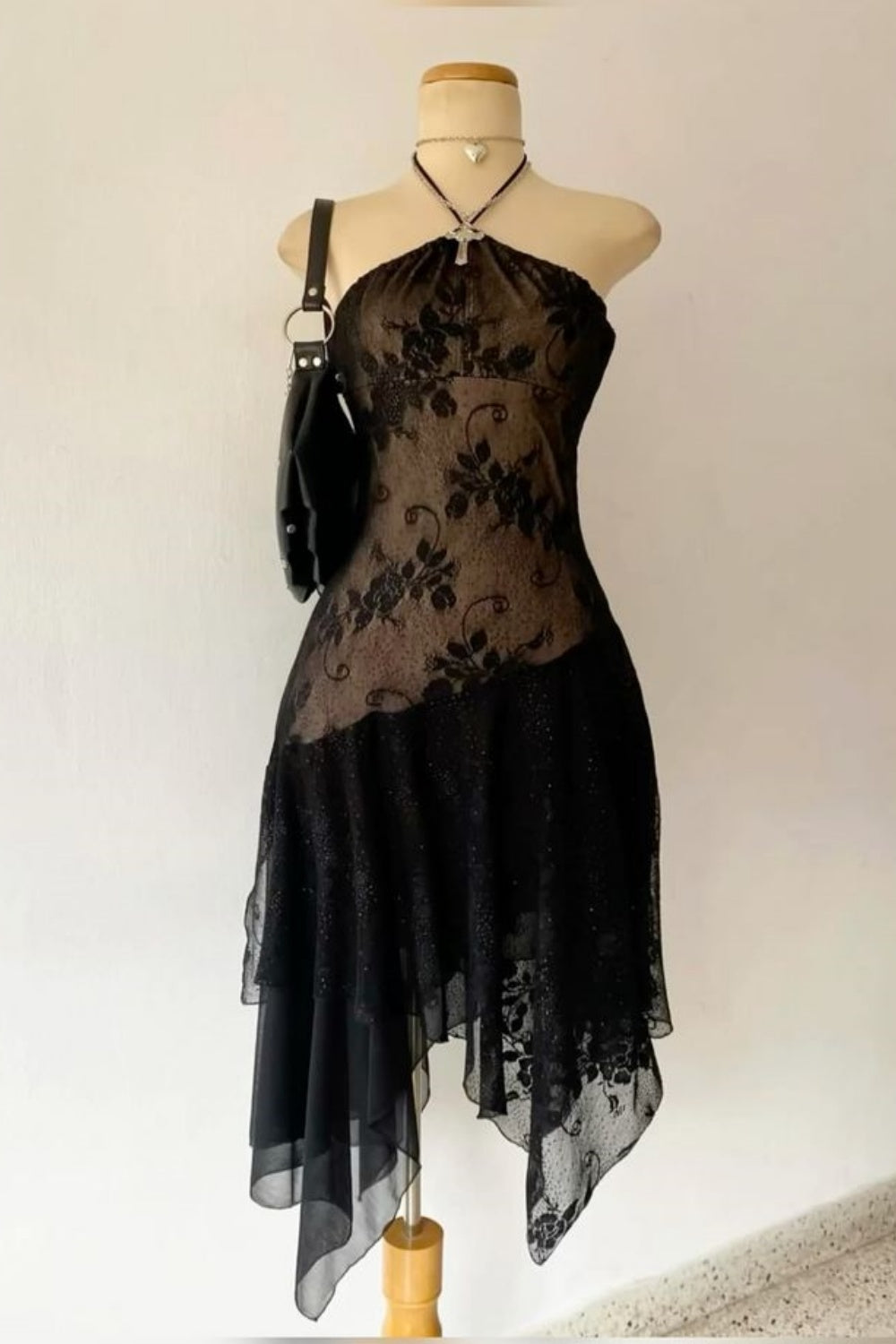 NiceVestidos - Robe de soirée courte/mi-longue en dentelle noire unique nv5466