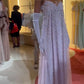 Wunderschönes, glänzendes, schulterfreies, langes Chiffon-Ballkleid mit Spaghettiträgern in Rosa, NV5213
