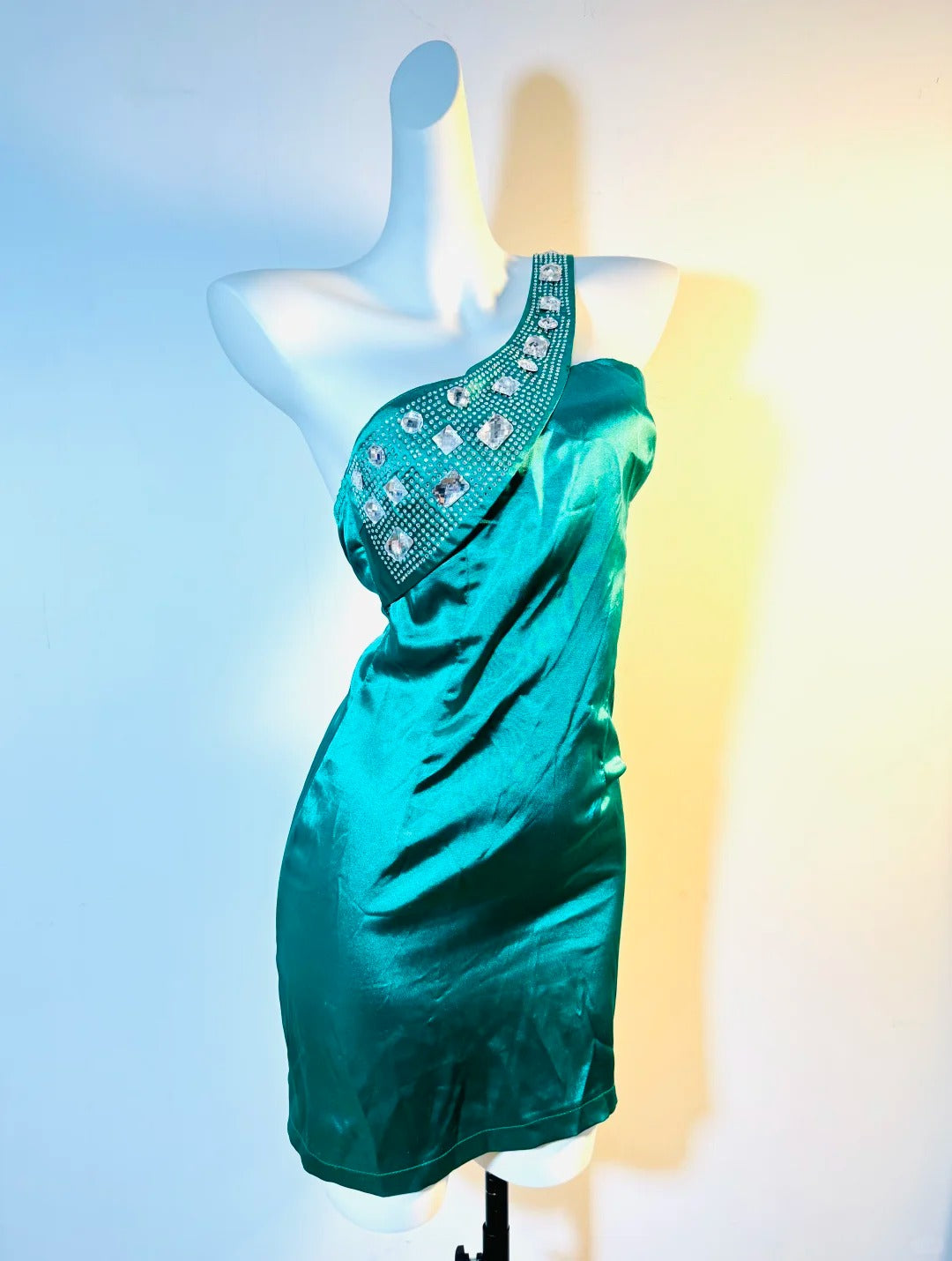 Grüne Perlen One-Shoulder-Mode exquisite kurze Satin Homecoming Kleid Geburtstag Party Kleid nv5308