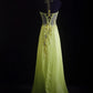 NiceVestidos – Verträumtes, handgefertigtes, mit Perlen besetztes, nischenhaftes Waldmärchen-Naturkunst-Kleid, glamouröses, gelbgrünes Chiffon-Kleid mit Neckholder und Perlen, enganliegendes, langes Ballkleid NV5793