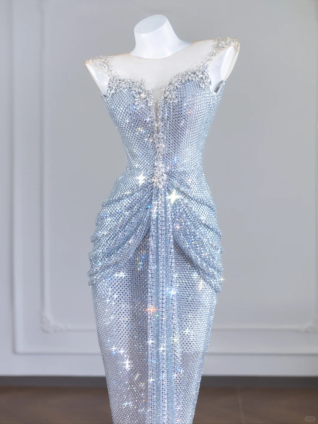 Silbernes, glänzendes, langes Ballkleid mit Pailletten, Abendkleid, Partykleid, nv4722