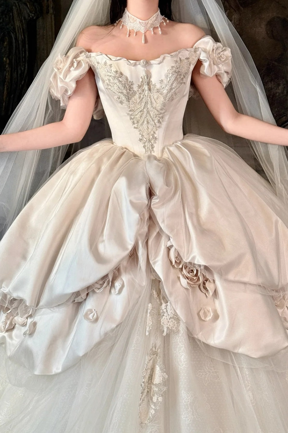 Sleeping Rose in a European Castle 🐚🤍🦢 Langes Vintage-Brautkleid NV6653