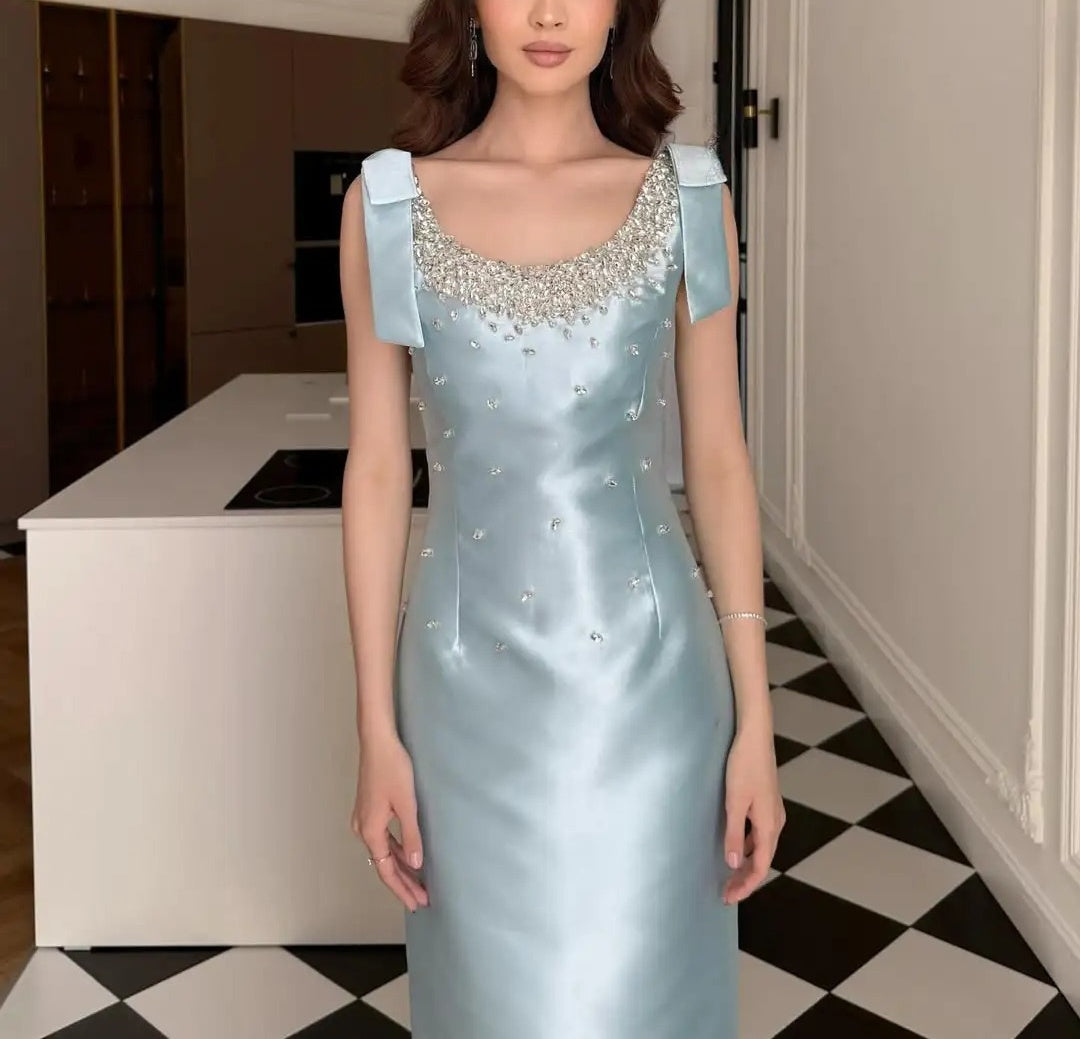 Robe de soirée longue en satin bleu clair à perles exquises nv4170