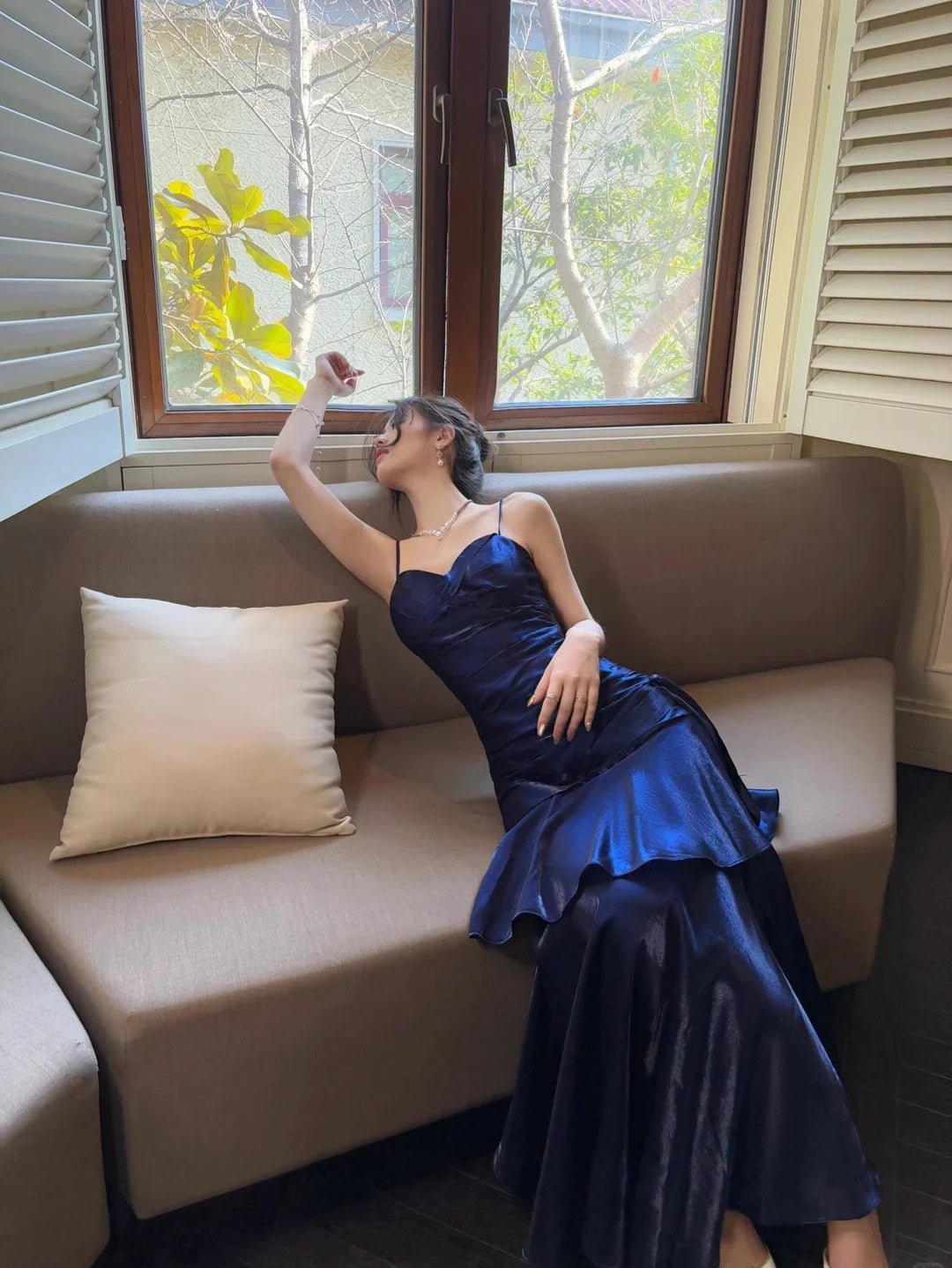 Robe de soirée sirène bleue à volants, tenue de soirée légère et luxueuse, idéale pour les petites personnes, nv4543