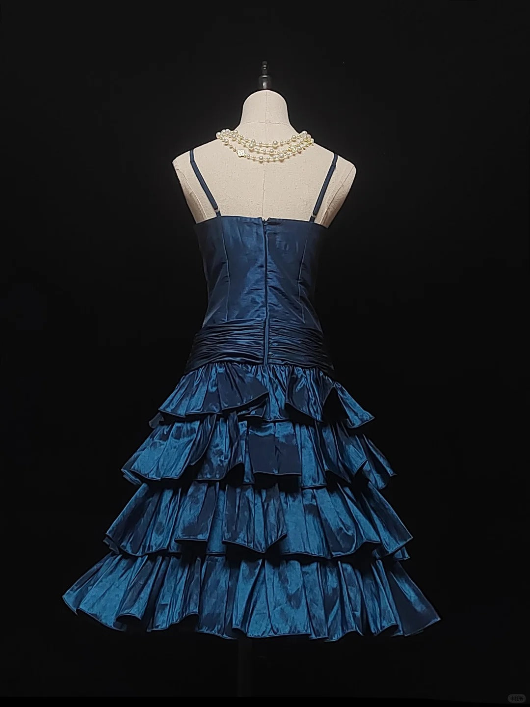 Marineblaues, modisches, schlichtes, kurzes Satin-Heimkehrkleid, Geburtstagskleid, NV5239