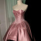 Elegantes und exquisites Abendkleid, Modell NV6722