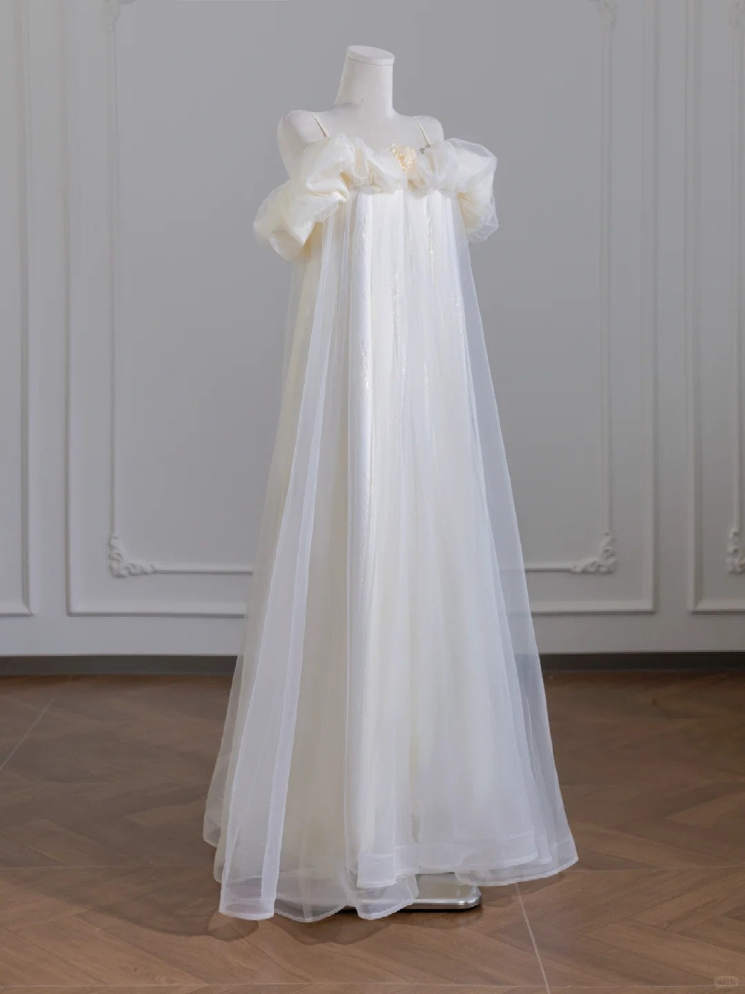 Robe de soirée longue en mousseline de soie jaune clair à fleurs nv4960