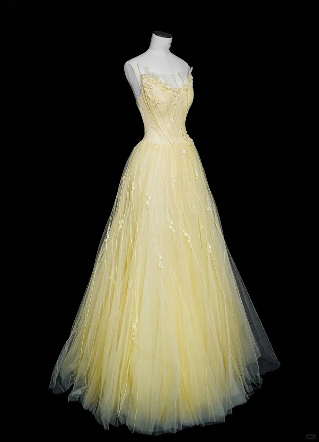Yellow Beaded Fashion Strapless Long Tulle Ball Gown Evening Gown Party Dress nv4357