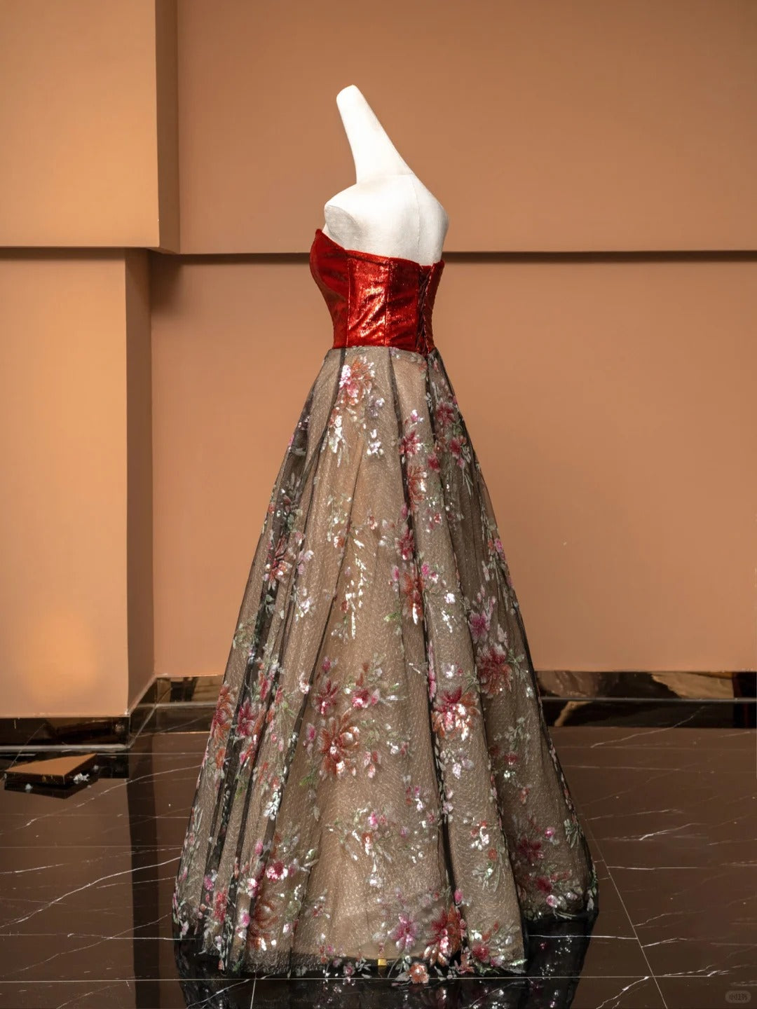 Rotes Tube-Top mit Blumenmuster, elegant, modisch, lang, Tüll, Ballkleid, Abendkleid, Partykleid, NV4746