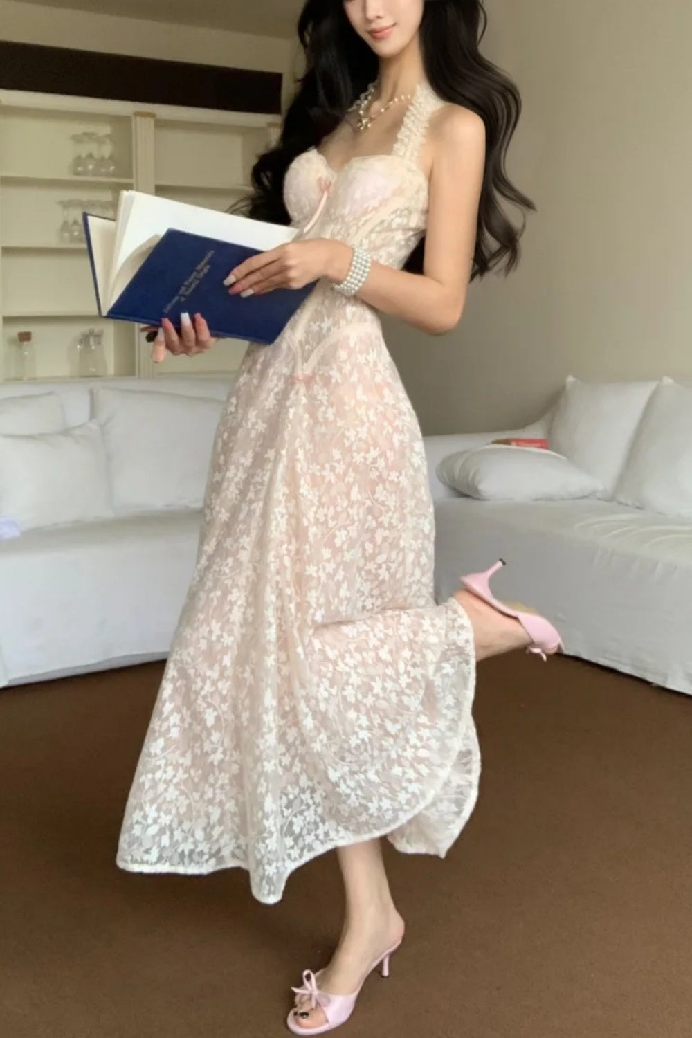 Robe de soirée longue en dentelle à imprimé floral délicat NV6572