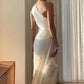 Weißes, modisches One-Shoulder-Plissee-Satinkleid mit asymmetrischem Saum, schickes, langes Ballkleid, Abendkleid, Partykleid, nv1850