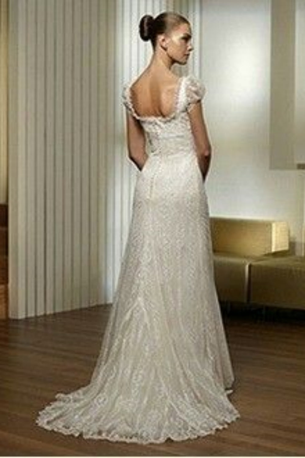 White simple, fashionable and elegant bow decoration, long exquisite lace floor-length tail ball gown, evening gown, ball gown, imperial gown, wedding dress nv3943