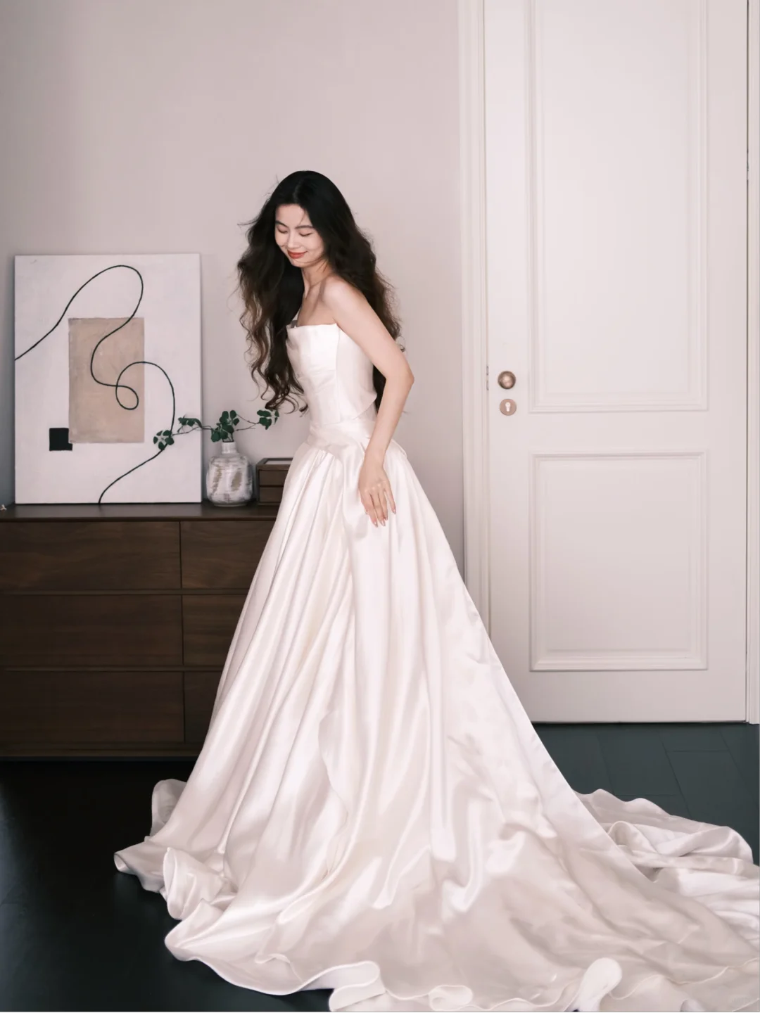 Strapless Satin Ball Gown Wedding Dress Long Train Bridal Gown  NV7211