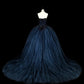 Marineblaues, wunderschönes, exquisites, perlenbesetztes, florales, langes Ballkleid aus Tüll, nv4379