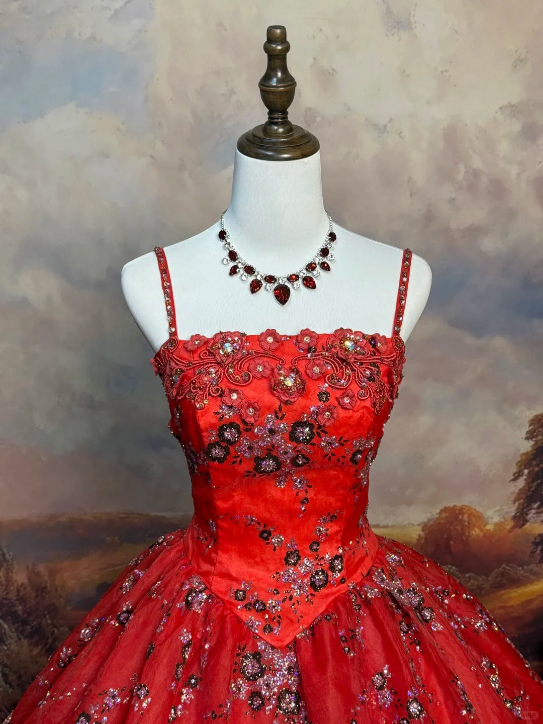 Robe de bal longue en satin rouge vintage à fleurs et perles nv5144
