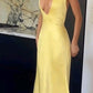 Gelbes Satin-Schnür-Neckholder-V-Ausschnitt-Bodycon-Abendkleid Ballkleid Partykleid nv1934