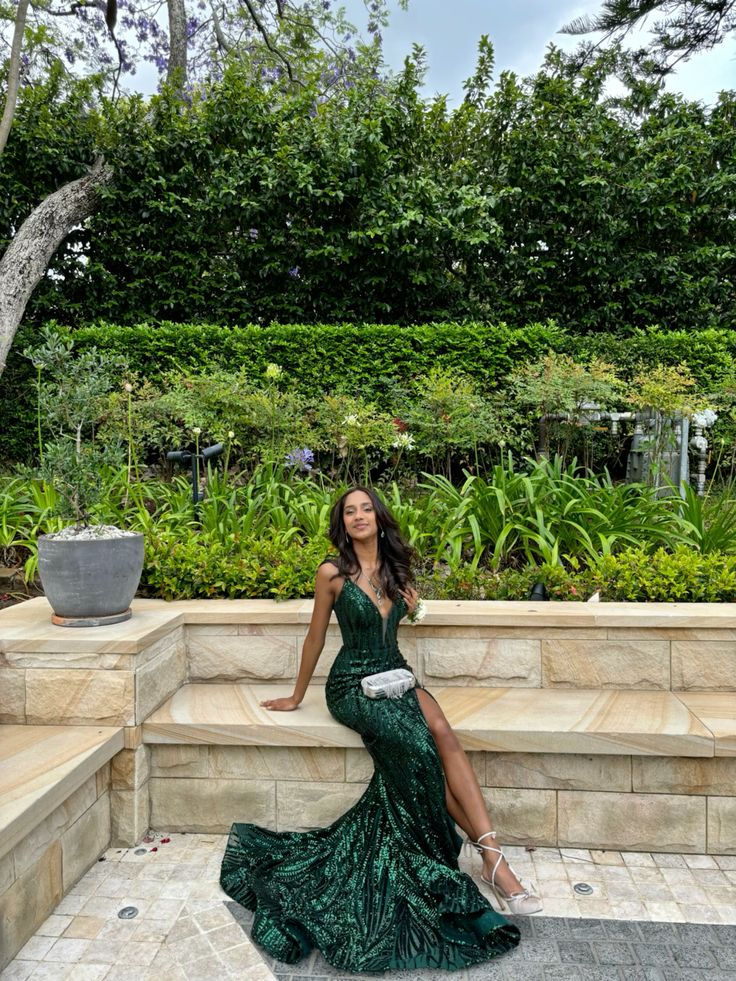 Green V-neck shiny fashion long sequins elegant mermaid slim fit formal floor-length prom dress evening gown party dress nv3474