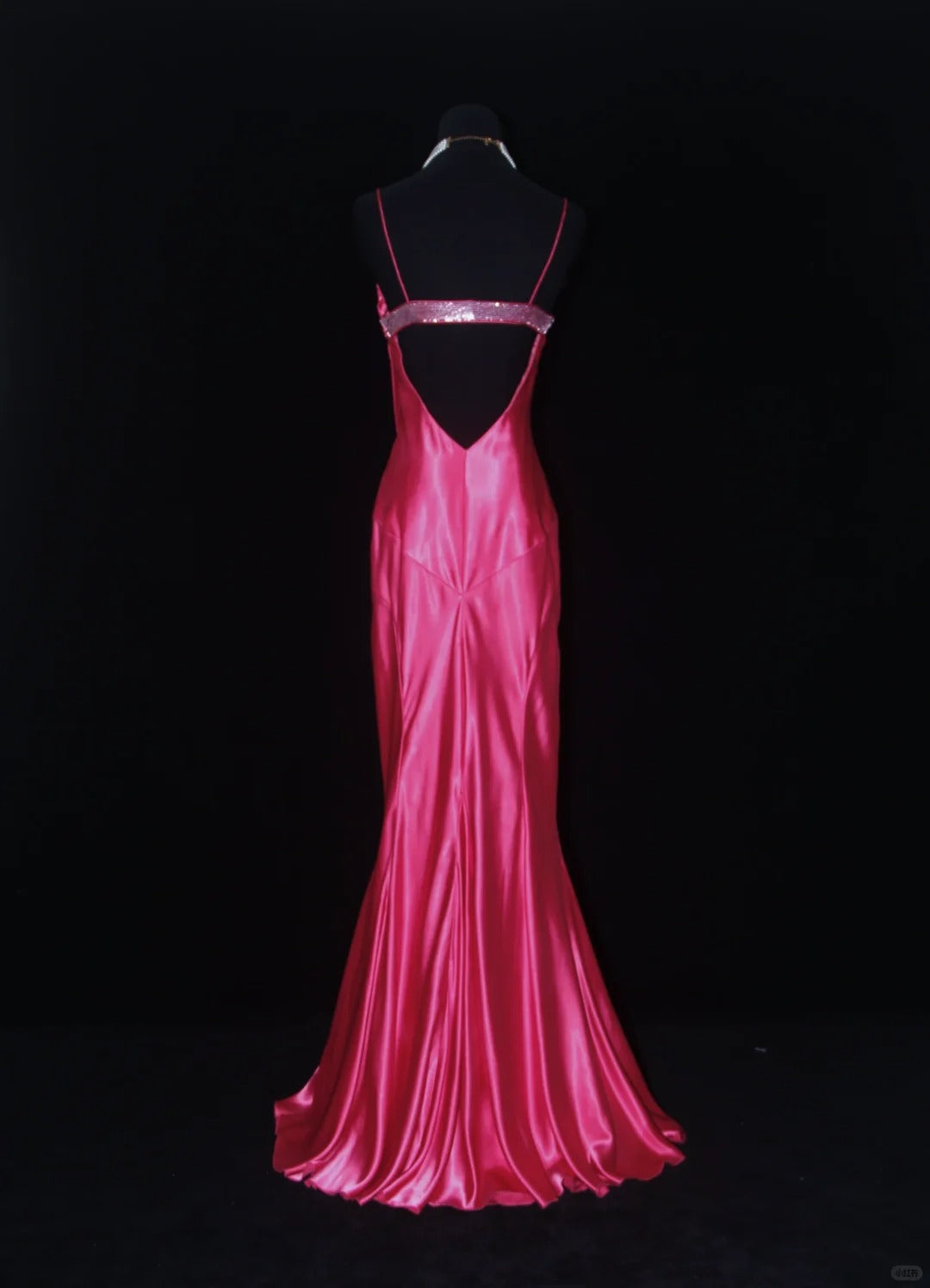Robe de soirée longue en satin rose rouge Barbie Princess Fashion, épaules dénudées, dos nu, nv5205
