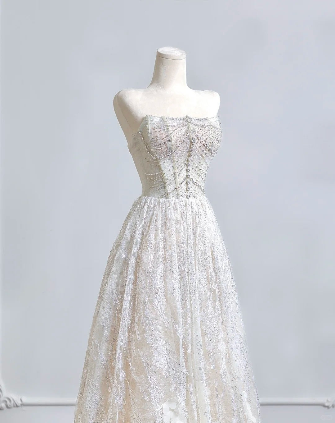 Robe de soirée longue blanche brillante et magnifique en tulle et dentelle perlée, robe de bal à paillettes, robe de remise de diplôme nv5106