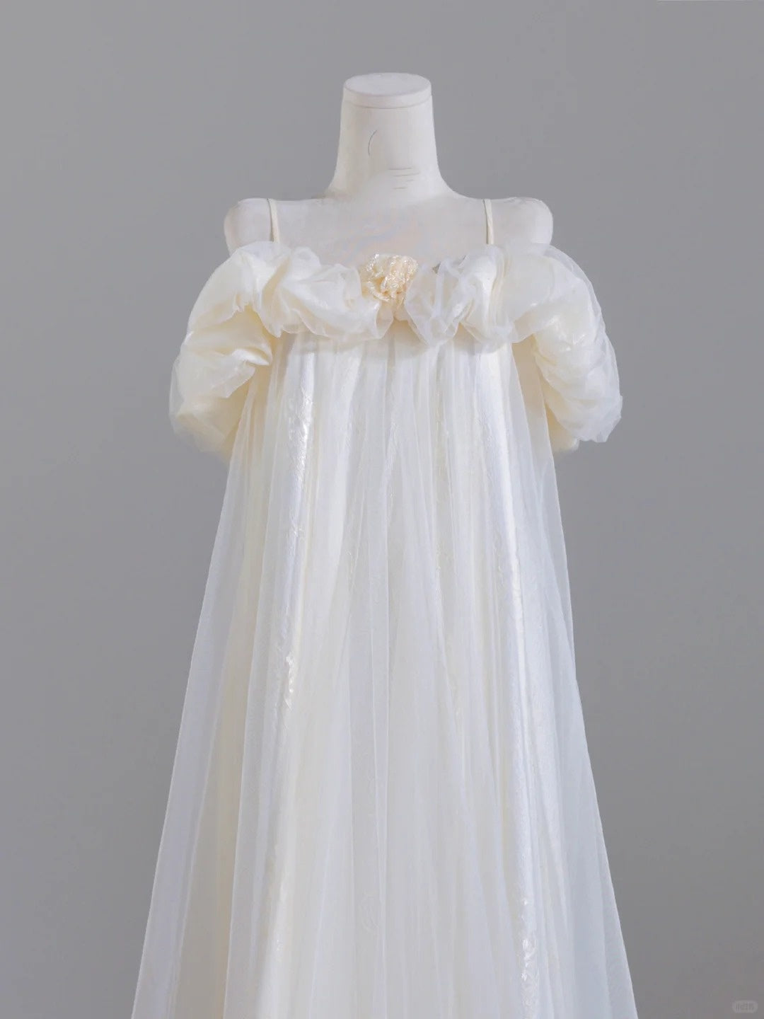Robe de soirée longue en mousseline de soie jaune clair à fleurs nv4960