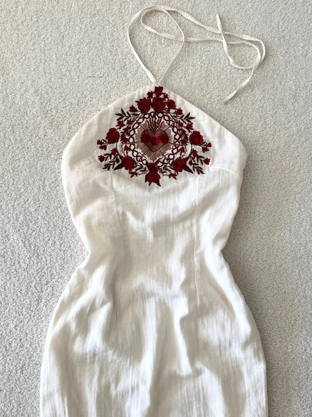 NiceVestidos - Robe de voyage blanche en mousseline brodée à bretelles, idéale pour les vacances, nv5541