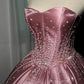 Elegantes und exquisites Abendkleid, Modell NV6722
