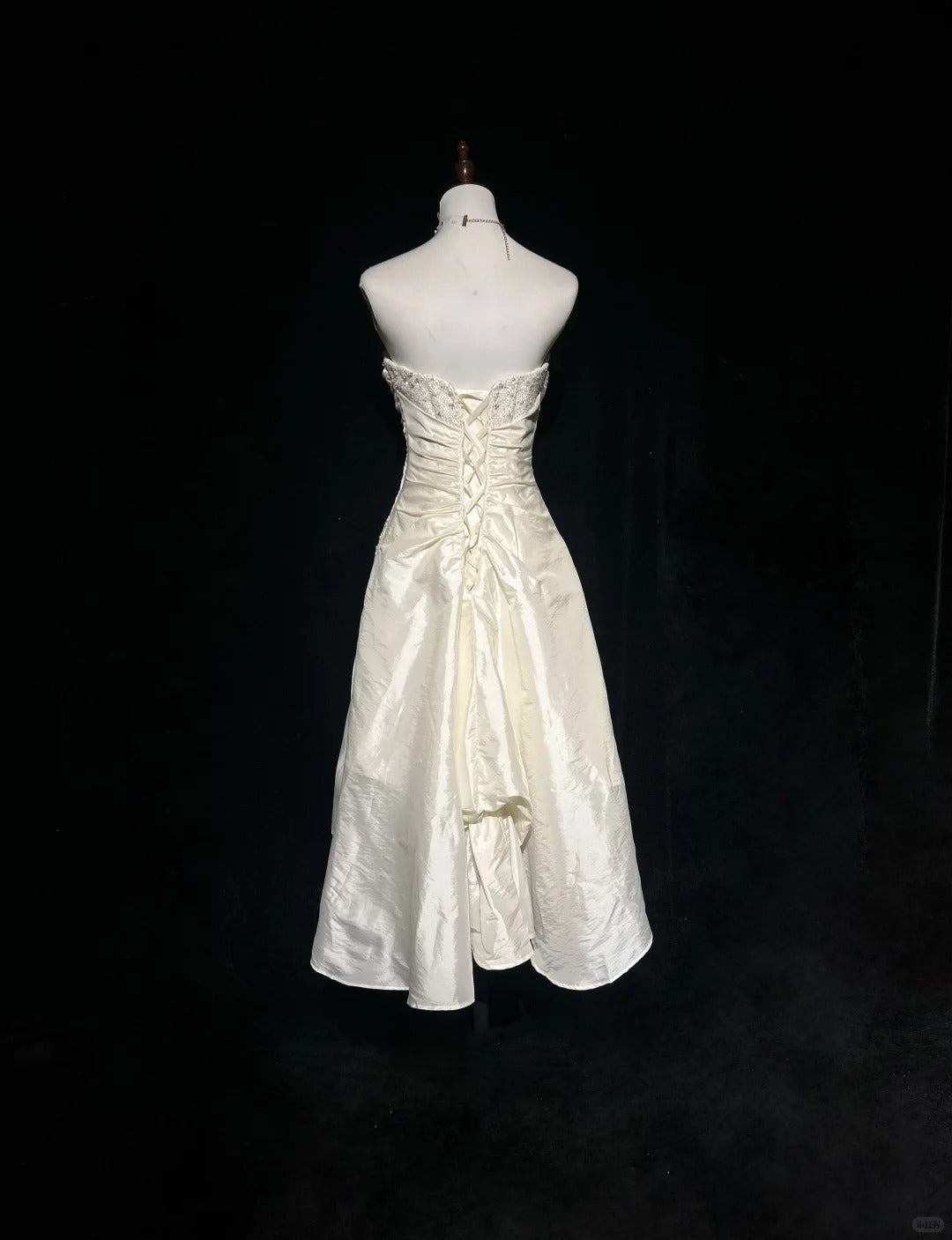 Elfenbeinweißes funkelndes Homecoming-Kleid, exquisites, perlenbesetztes, kurzes Satin-Ballkleid, Abendkleid, nv4382