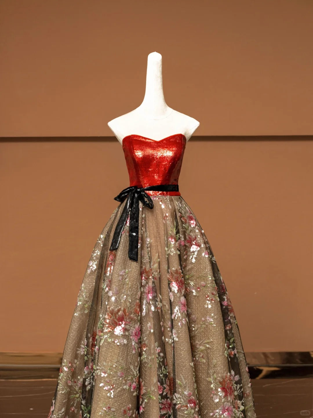 Rotes Tube-Top mit Blumenmuster, elegant, modisch, lang, Tüll, Ballkleid, Abendkleid, Partykleid, NV4746