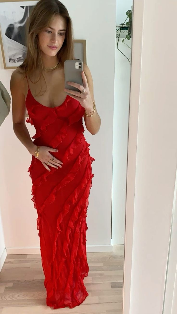 Robe de soirée longue rouge élégante à bretelles spaghetti en mousseline de soie à volants, tenue de bal, de vacances, d'anniversaire, de bal, nv3955