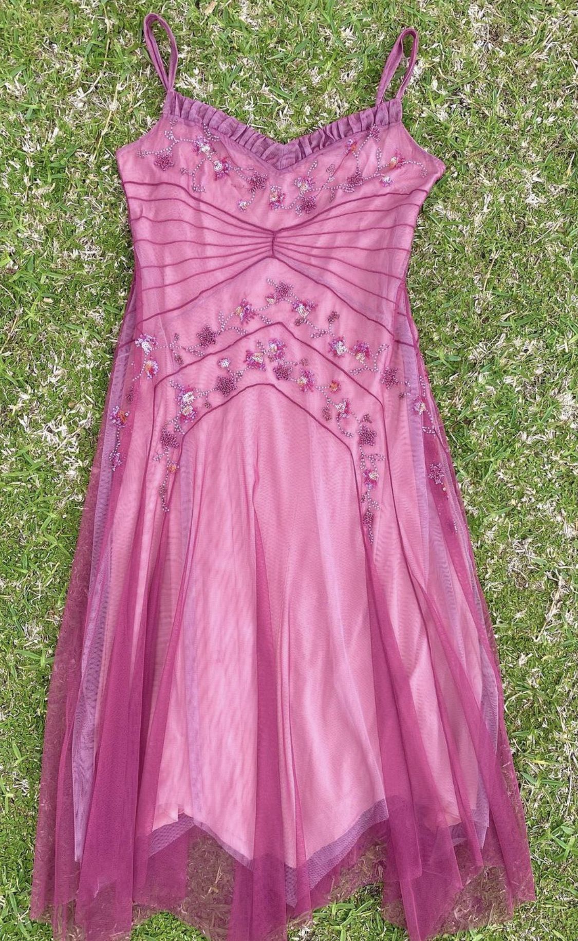 NiceVestidos - Robe de bal mi-longue perlée rose NV5692