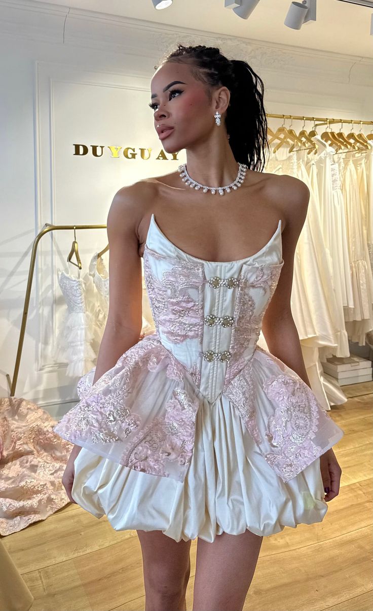Robe de soirée courte en satin rose doux nv4873
