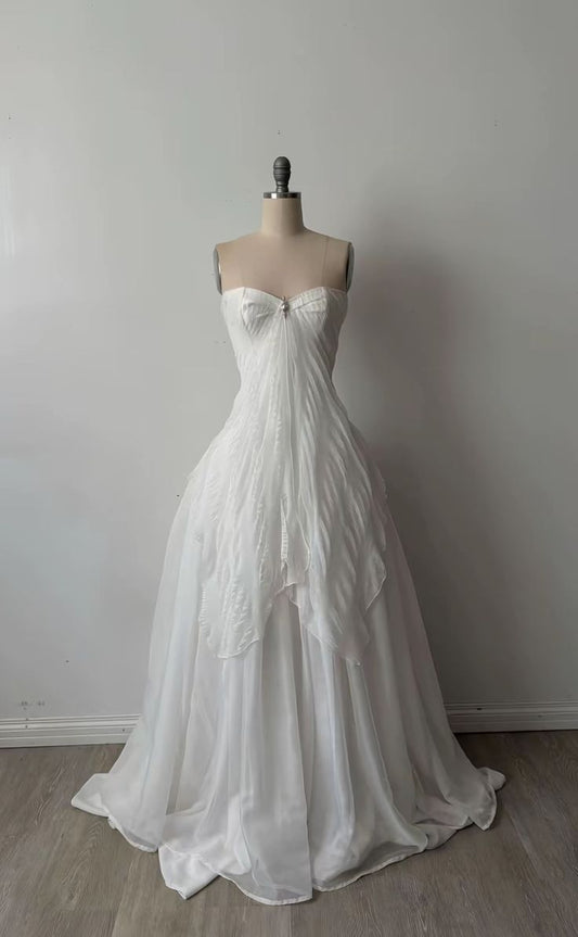 NiceVestidos – Elegantes, trägerloses Brautkleid aus Tüll, bodenlanges Ballkleid mit Kristallherzen für eine traumhafte Boho-Hochzeit NV5892